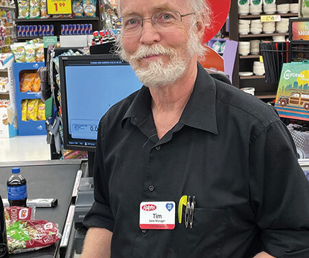 Tim Checks out From Ralphs