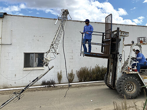 Wind Knocks The Rock off the Air